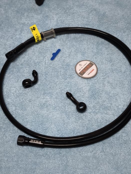 Mangueira hidráulica RZMA 135cm Center Lock/Banjo