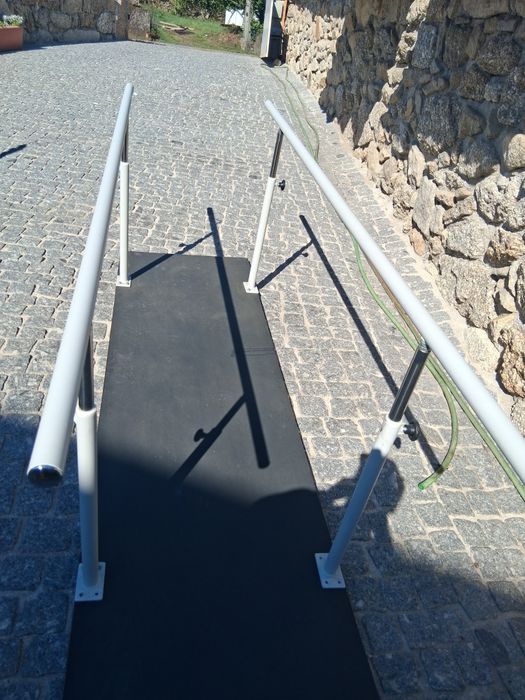 Barras parelar para reabilitação 0