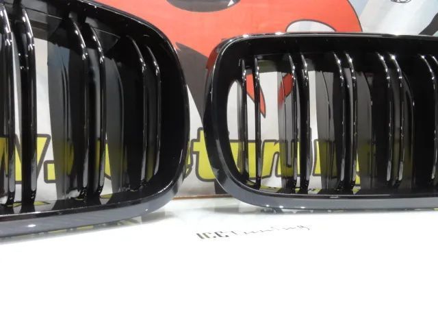 Grelha frontal em preto piano brilhante para BMW X5 F15, X6 F16 2013-2018 M4 look / dupla lâmina em Plastico ABS
