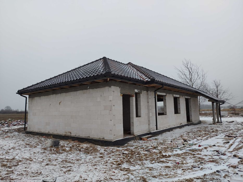 Dom wolnostojący parterowy Cztery Kąty 2