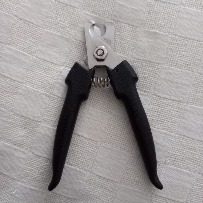 Corta unhas para cão