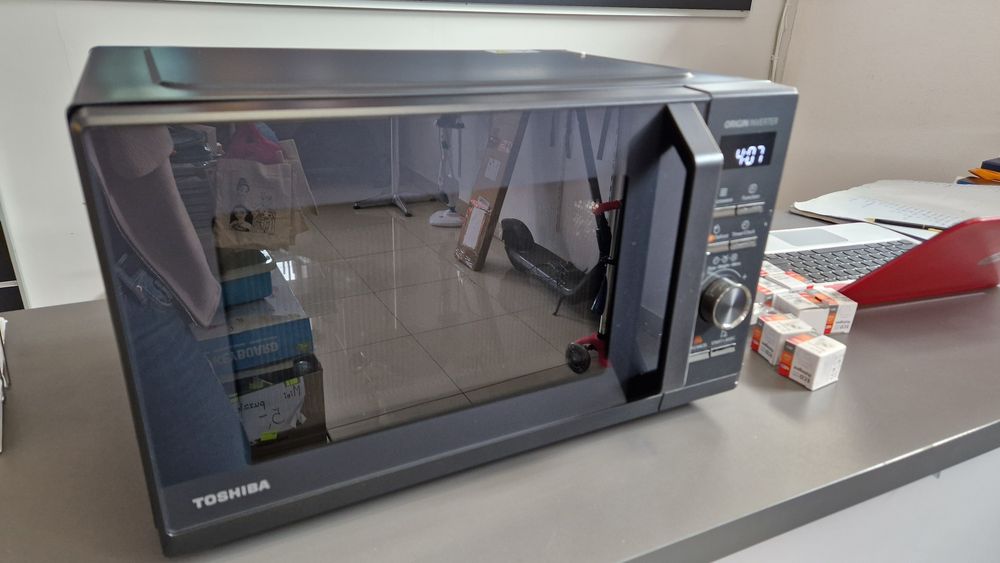 Kuchenka mikrofalowa Toshiba