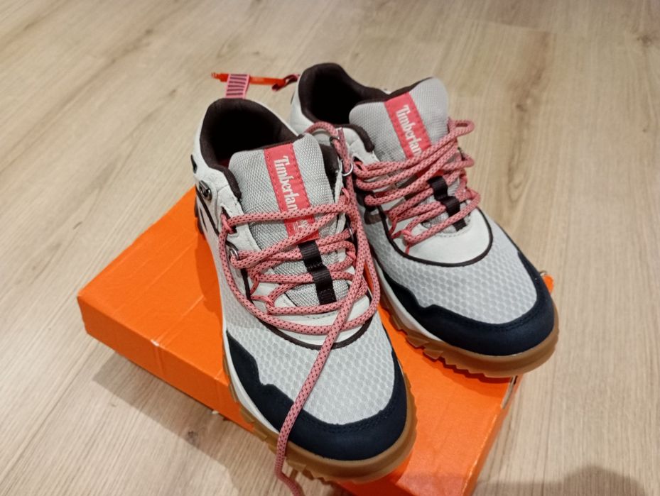 Buty Timberland r.38,5.Nowe
