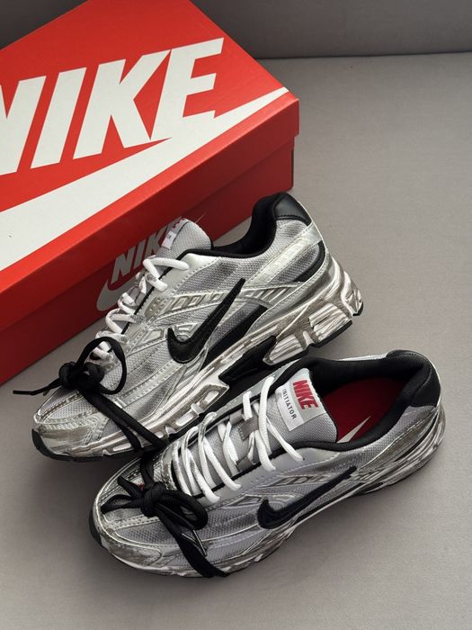 Nike Initiator Custom v2 Silver Black