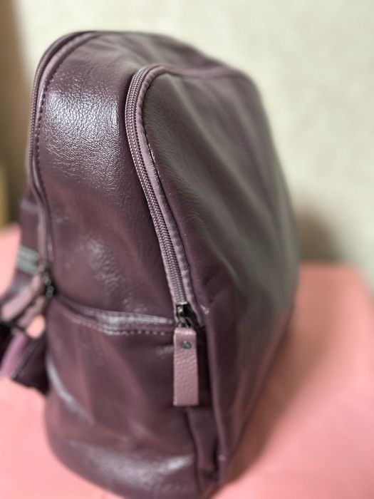 Рюкзак новий ,  жіночий