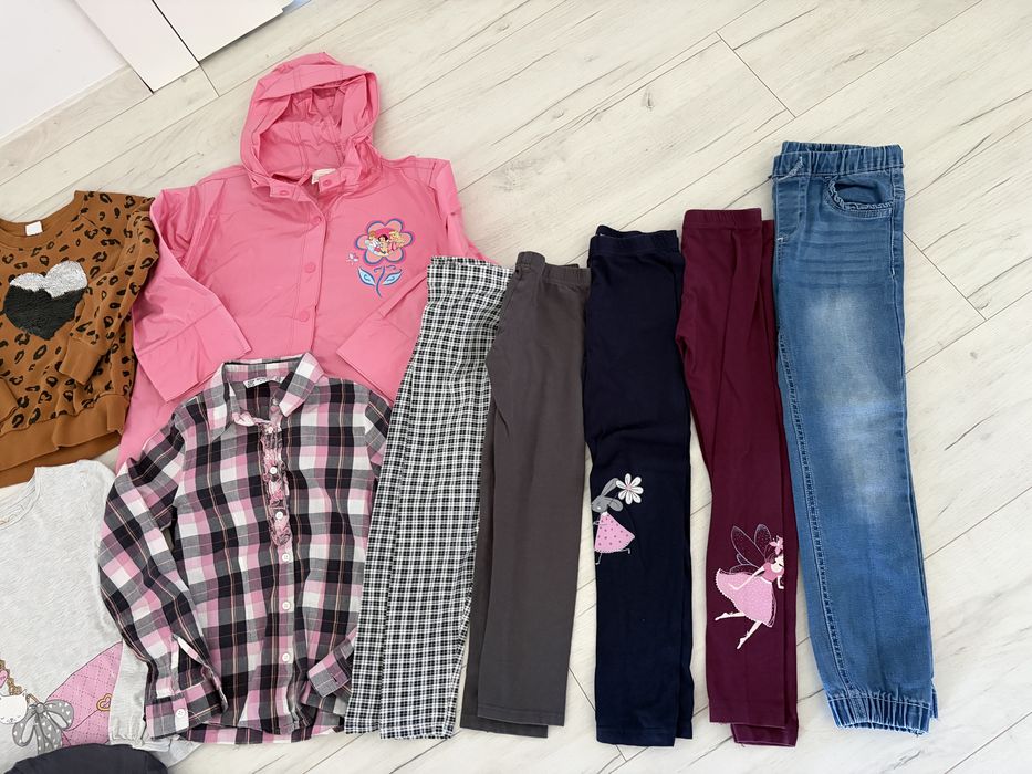 Duży zestaw ubrań jesiennych, jesień, zima 122, 128 kurtka bluzki, legginsy