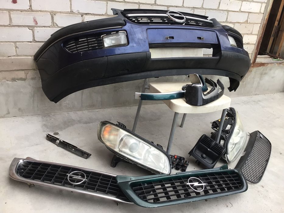 Фара Решетка Бампер Opel Omega B.