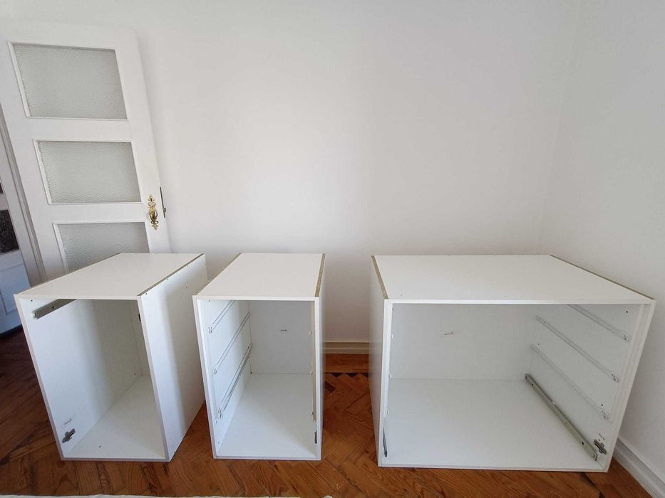 Roupeiro branco 4 módulos