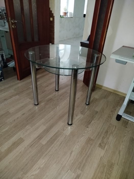 Стол стеклянный круглый