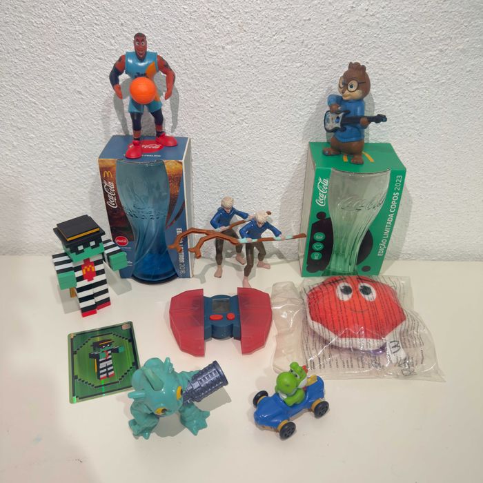 Lote Coleção McDonald's / Happy Meal (Copos + Figuras Variadas)