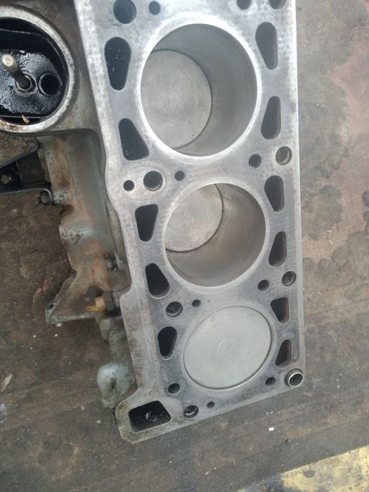 Блок двигателя в сборе 2103-1.5 объем на ВАЗ