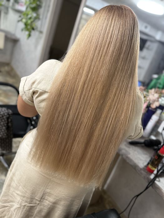 Стрижки укладки колористика аіртач шатуш мілірування контуринг фарбува