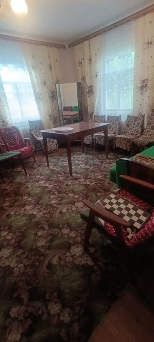 Продаж будинку в мальовничому  селі Лука.