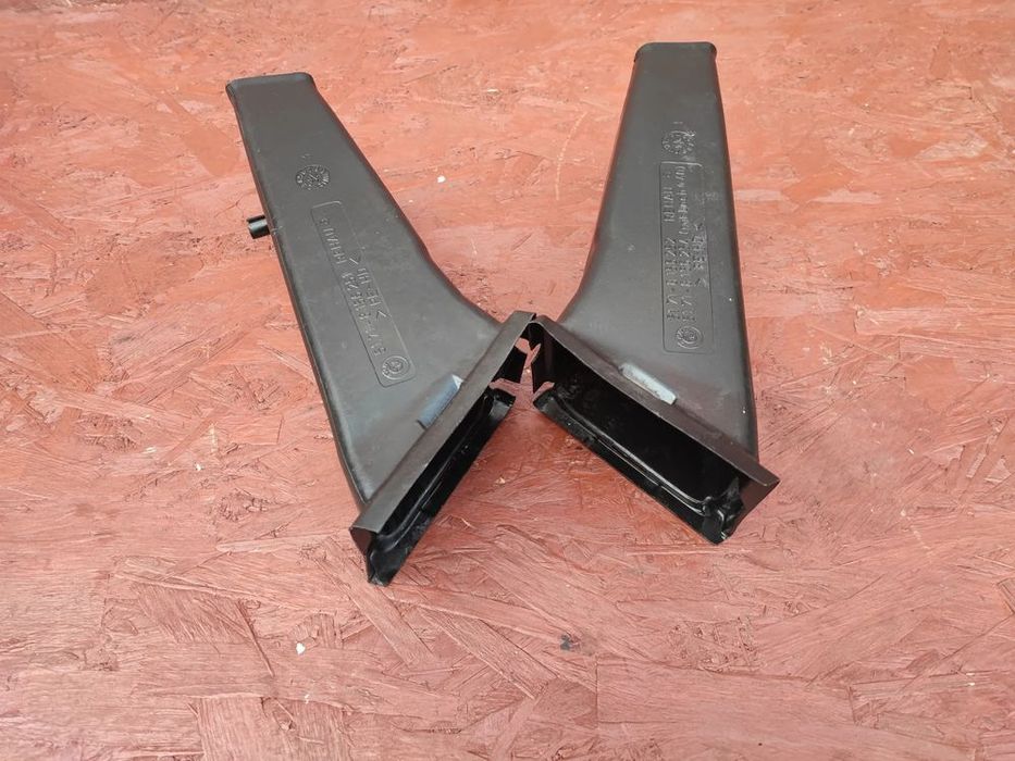 bmw e36 oryginalne wloty powietrza  do chłodzenia tarcz hamulcowych l