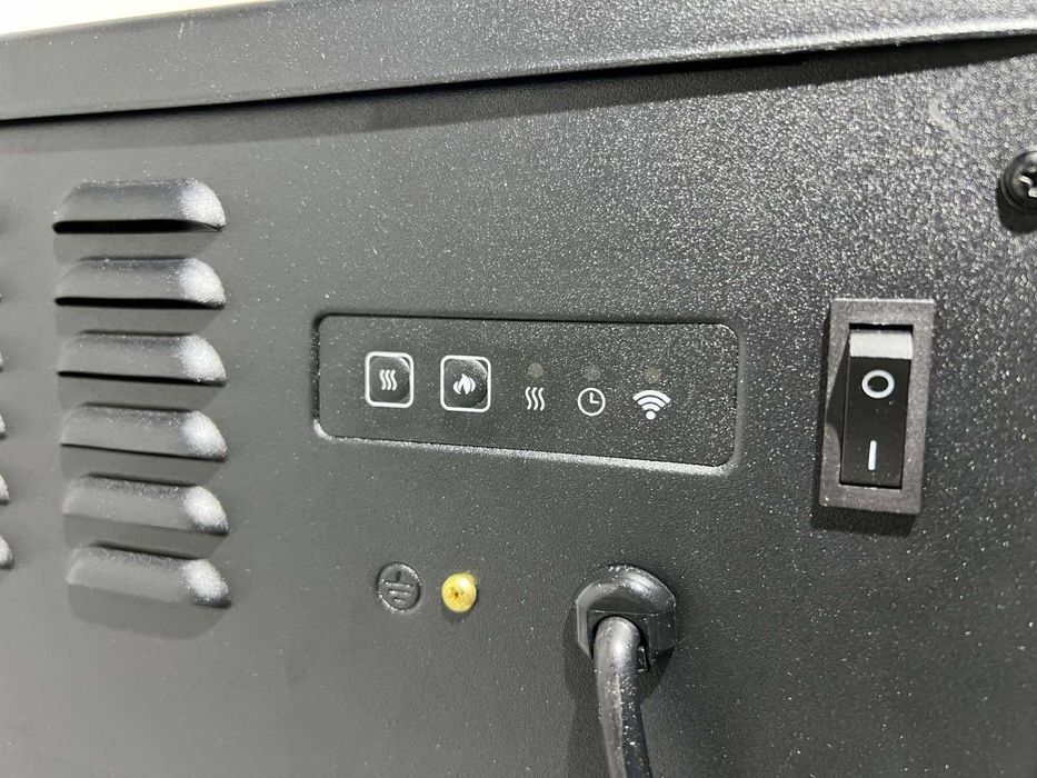 Электрический камин Klarstein Bormio.Пульт.1900 Вт.Красиво горит