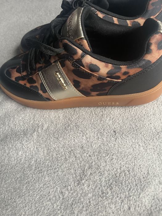 Adidasy damskie Guess