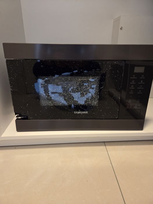 Sprzedam mikrofalowke do zabudowy Samsung