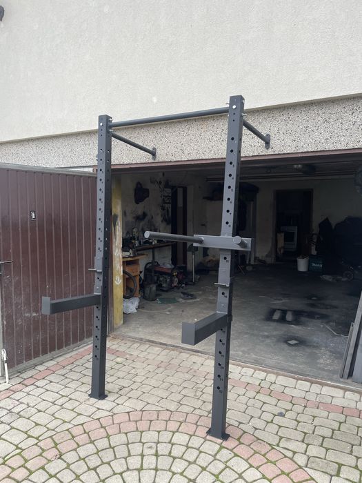 Half Rack Wall Rack 80x80 + Asekuracja + Haki + Stacja Dip + Drążek