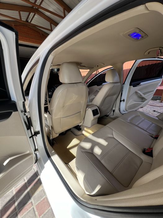 Продам Volkswagen Passat 2.5