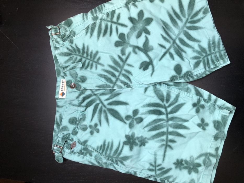 Spodenki rozmiar 30 Esprit, nowe