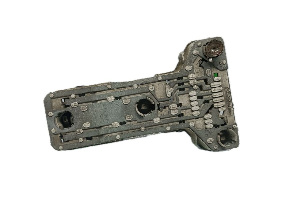 Suporte lâmpada direito VOLKSWAGEN Passat (3B2)