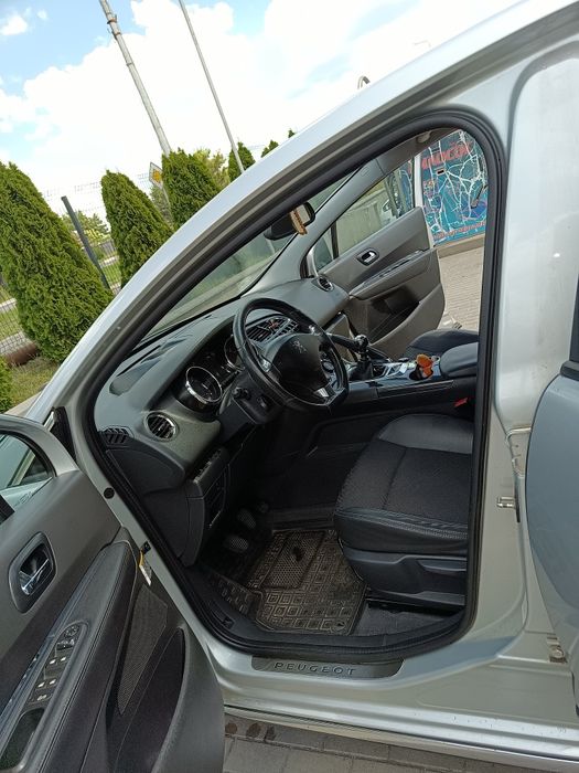 Peugeot 3008  Blu e HDI 1.6  2015р