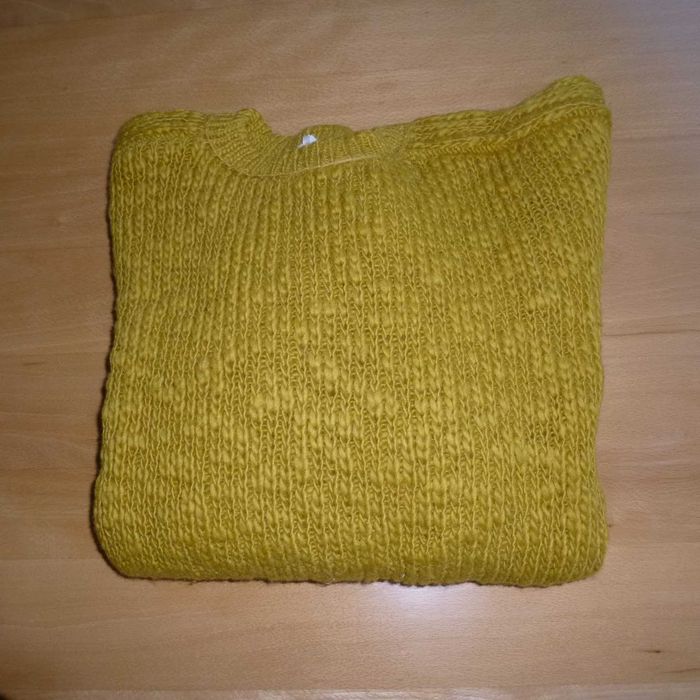 Pulôver / camisola em lã virgem da AIemanha, muito quente.