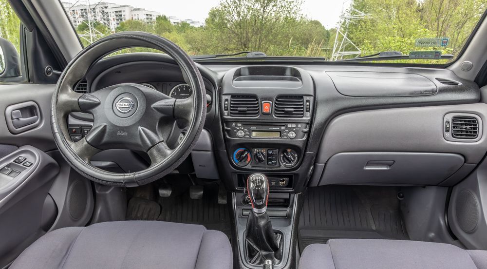 Nissan Almera N16 1.5 LPG BRC, klima, 2 komplety kół, sprawna