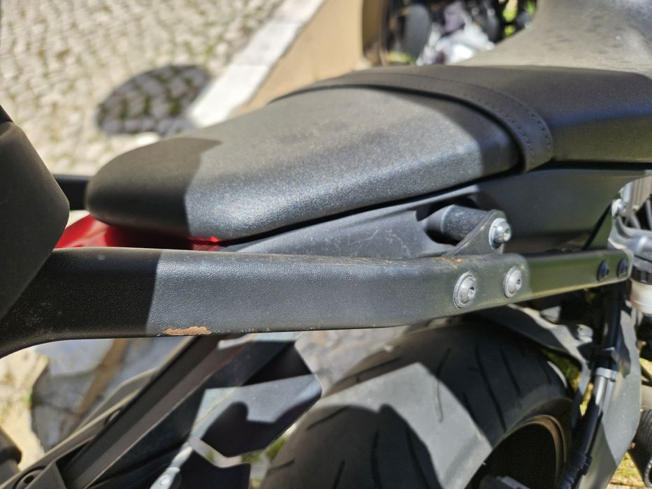 Top Case Givi Blade MT09