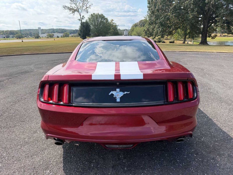 Ford Mustang      2016
