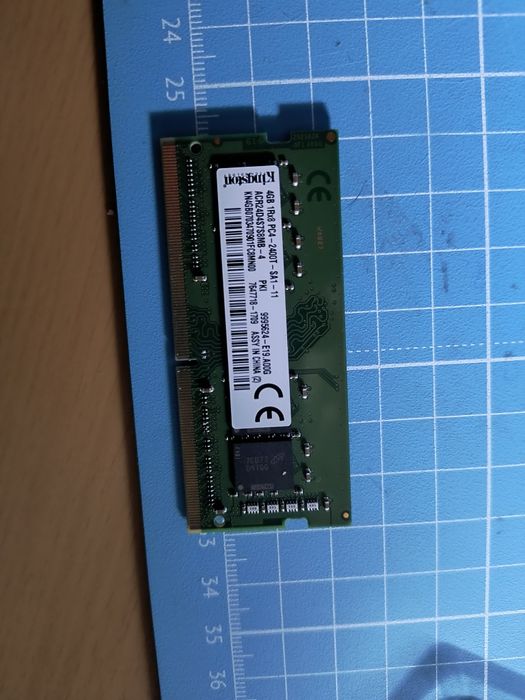 Оперативна пам'ять для ноутбука DDR 4 Kingston 4GB 1Rx8 RS4   2400T