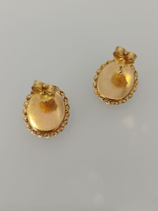 Brincos em ouro de 19,2kt
