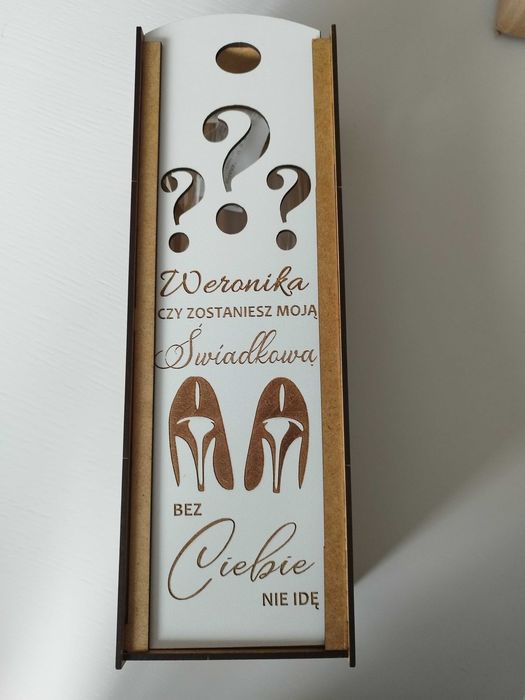 Pudełko na wino dla świadkowej