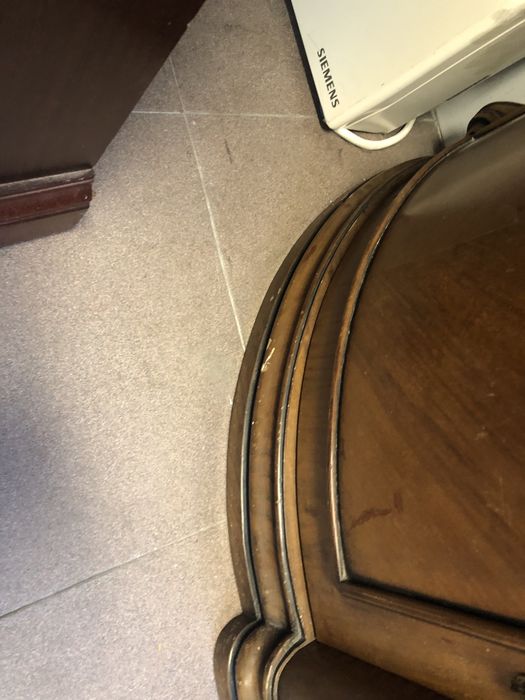 Aparador com espelho