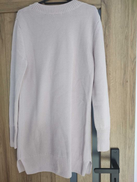 różowy sweter tunika
