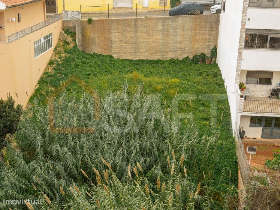 Terreno em Vialonga