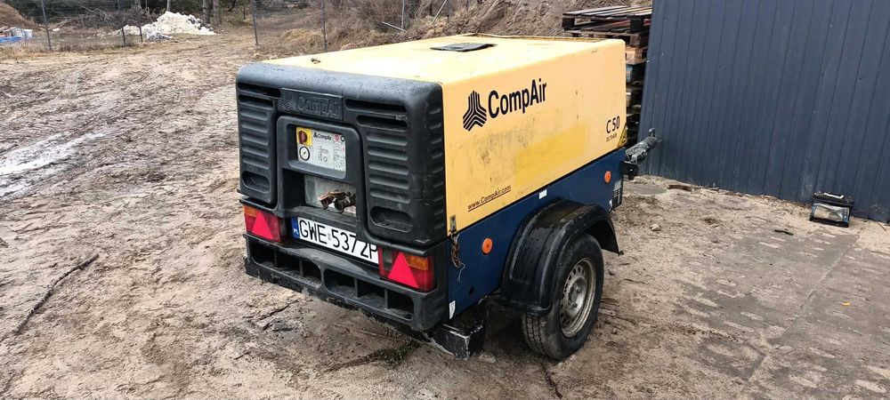 Kompresor śrubowy Compair C50