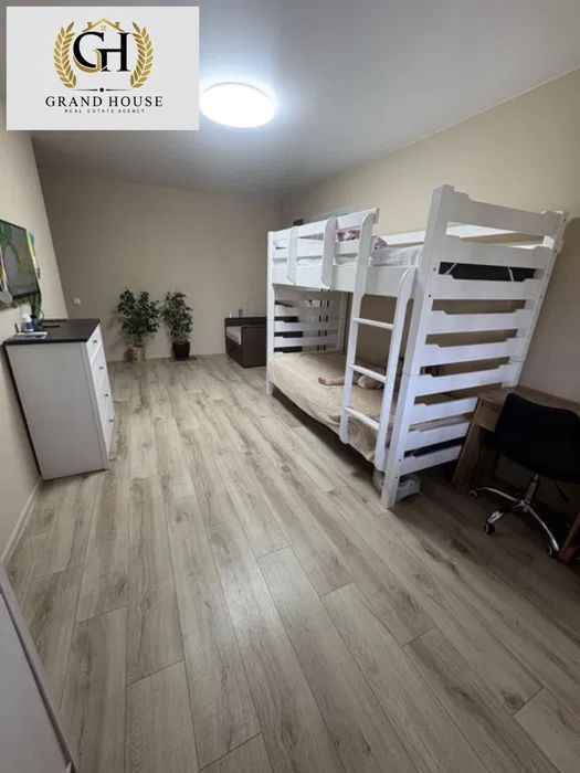 Продам двокімнатну квартиру. Р-н Ковалівка.
