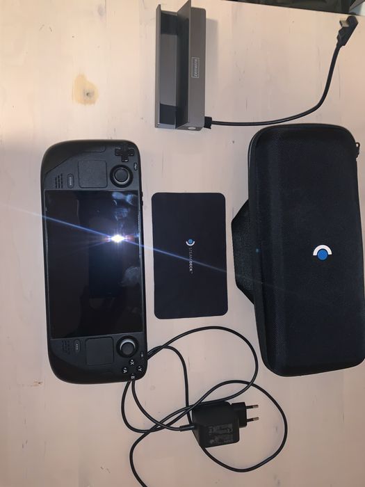 Steam deck lcd 512gb sprzedam/zamienie