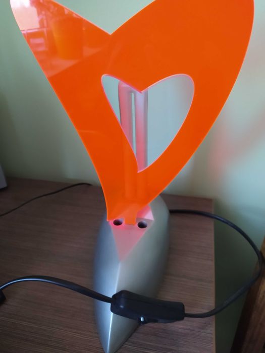 Lampka nocna Serce fluoroscencyjna żarówka