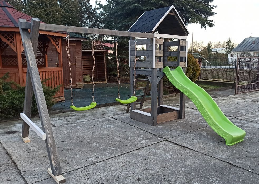 Huśtawka ogrodowa drewniana pergola nowoczesna