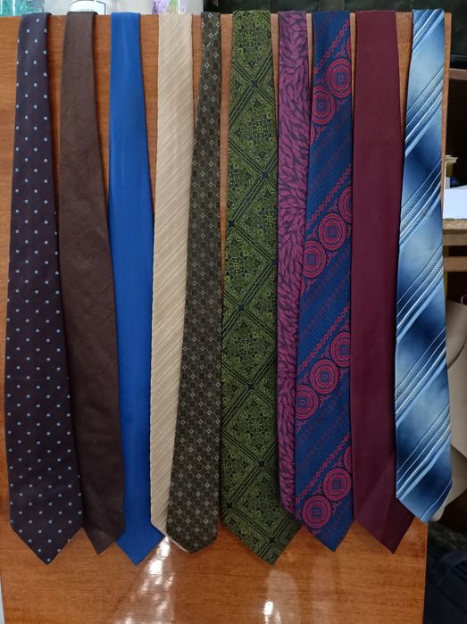 Мультілот краваток (галстуки) 16 шт + 1 дитячий. Вішалка у подарунок