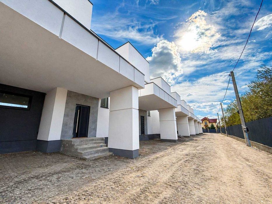 Продаж будинку ( таунхаусу ) с.Зубра | 108 000$ БЕЗ КОМІСІЇ |