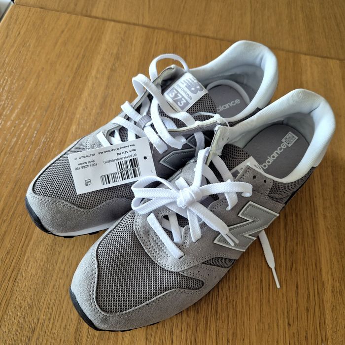 Tenis New Balance 373 original em cinza n 46.5
Novos a estre