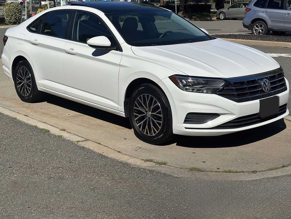 Volkswagen Jetta      2018