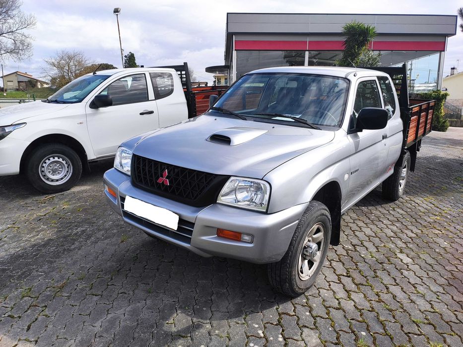 Mitsubishi L200 4x4 cabine Extra 180MIL KM