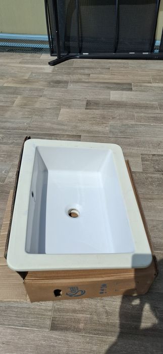 NOWA Umywalka Ceramiczna podblatowa Ideal Standard Strada 60 cm