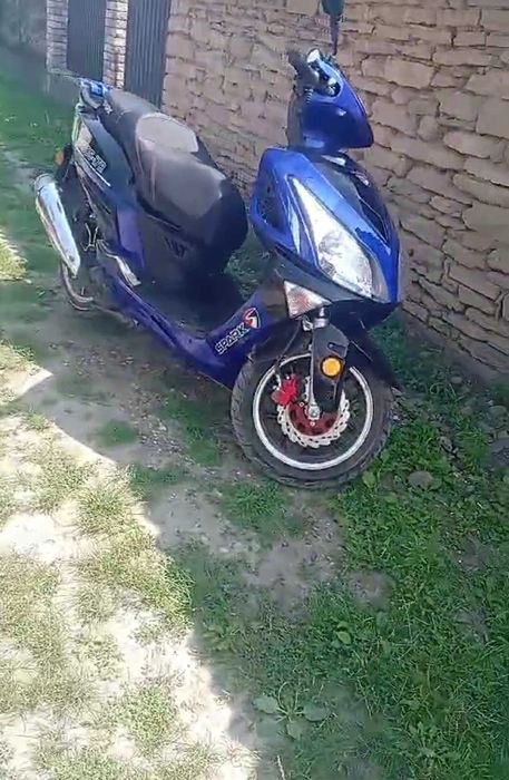 Продаю скутер  SPARK SP150S-17R