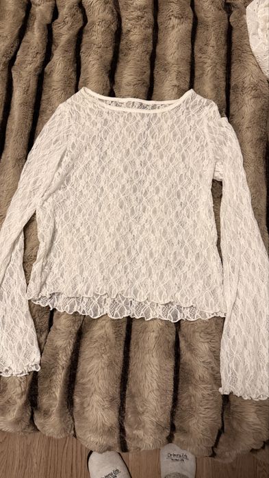 Biale topy i sukienka na wystep lub na codzien