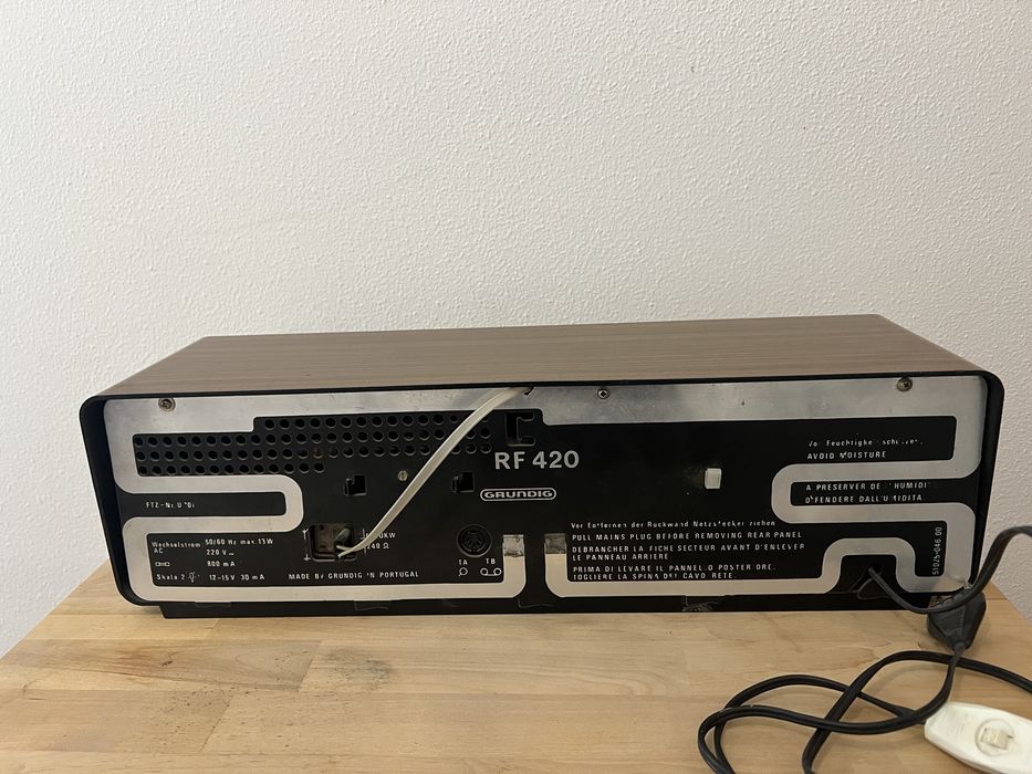 Radio Grundig RF420